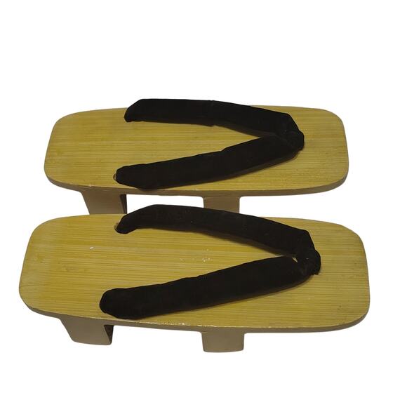 Vintage Traditional Geta Clogs Sandals Brown Wood Black Velvet Thongs Size 10.5 - Picture 3 of 10